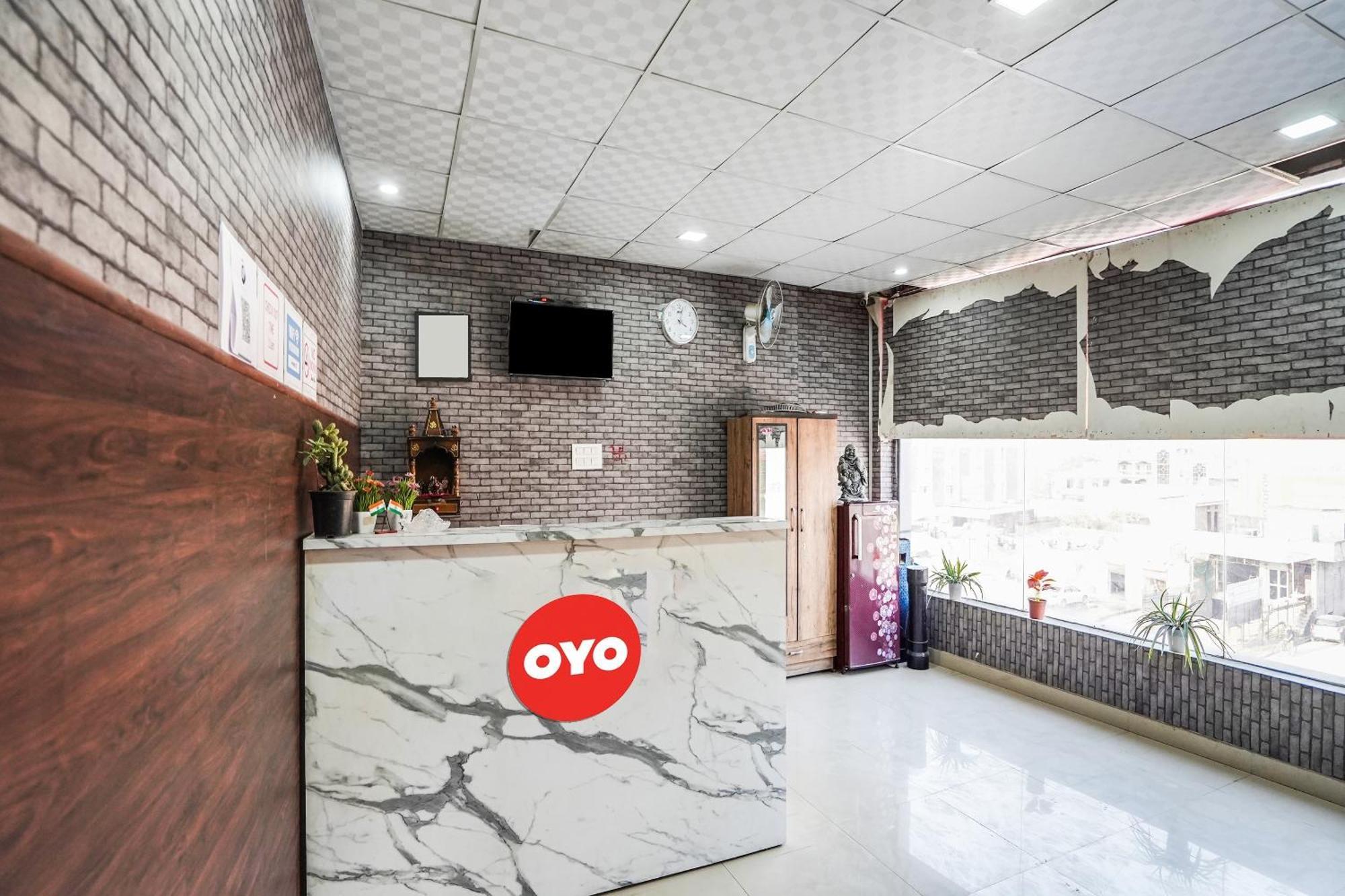 Hotel O Dream Palace Inn Ноида Екстериор снимка